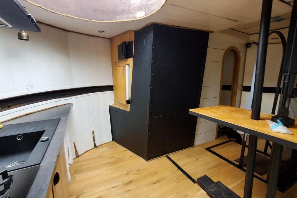 Appartement Dans Peniche Atypique Et Idyllique A Confluence ลียง ภายนอก รูปภาพ